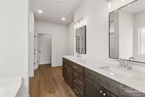 Entry Way - 9287 Salter Rd, Pace, FL 32571 photo 5 of 8