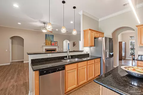 Kitchen - 5492 Covered Bridge Ln, Pace, FL 32571 photo 2 of 5