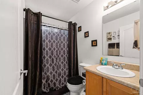 Bath - 2165 Liberty Loop Rd, Cantonment, FL 32533 photo 1 of 3