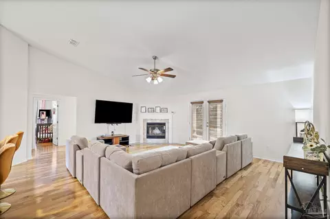Living - 2165 Liberty Loop Rd, Cantonment, FL 32533 photo 1 of 2