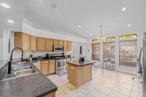 Kitchen - 2165 Liberty Loop Rd, Cantonment, FL 32533 photo 2 of 8