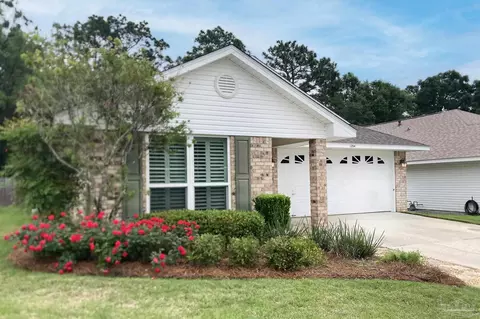 1264 Greystone Ln, Pensacola, FL 32514