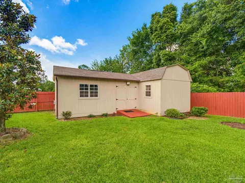 Exterior - 6097 Autumn Pines Cir, Pace, FL 32571 photo 2 of 8
