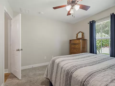 Bedroom - 6097 Autumn Pines Cir, Pace, FL 32571 photo 3 of 8