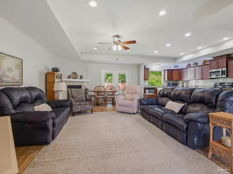 Living - 6097 Autumn Pines Cir, Pace, FL 32571 photo 3 of 3