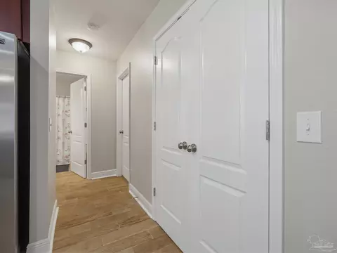 Entry Way - 6097 Autumn Pines Cir, Pace, FL 32571 photo 2 of 8