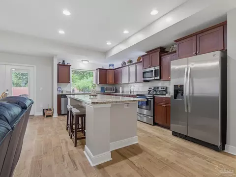 Kitchen - 6097 Autumn Pines Cir, Pace, FL 32571 photo 2 of 8