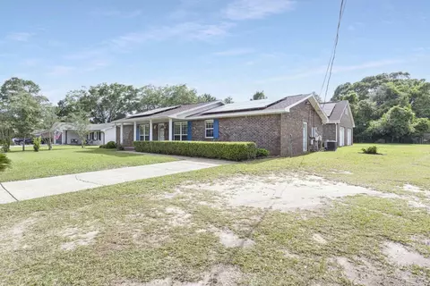 Exterior - 4411 Pace Ln, Pace, FL 32571 photo 3 of 7