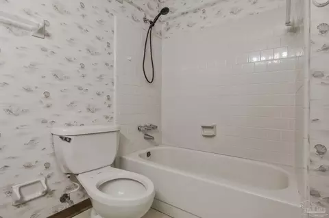 Bath - 4411 Pace Ln, Pace, FL 32571 photo 6 of 6