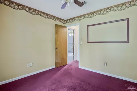 Bedroom - 4411 Pace Ln, Pace, FL 32571 photo 4 of 10