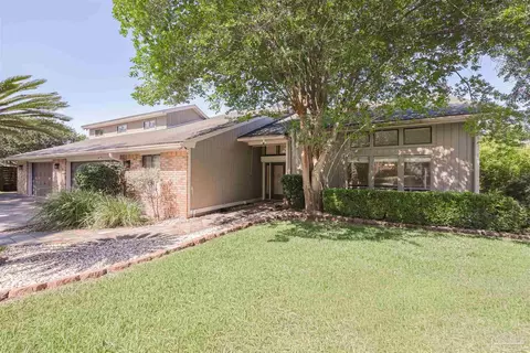 8502 Punta Lora, Pensacola, FL 32514