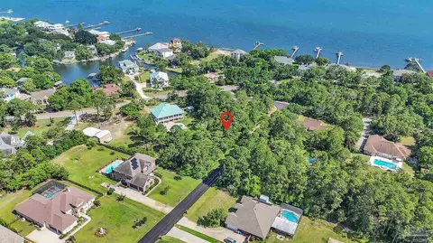 000 Dubose Rd, Gulf Breeze, FL 32563