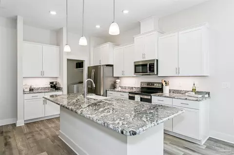 Kitchen - 5694 Dunridge Dr, Pace, FL 32571 photo 1 of 4