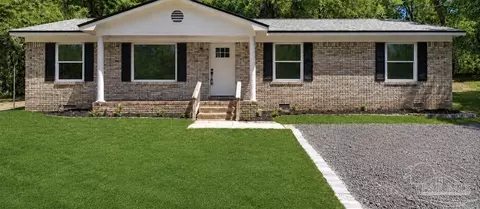 10598 Kansas Ave, Milton, FL 32583