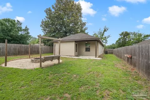 Exterior - 3714 Diamond St, Pace, FL 32571 photo 9 of 9