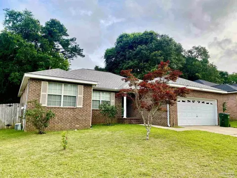 10114 Crest Ridge Dr, Pensacola, FL 32514