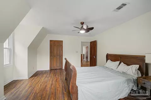 Bedroom - 10219 Edendale Ln, Cantonment, FL 32533 photo 5 of 7