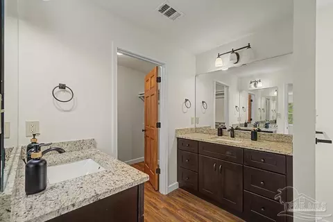 Bath - 10219 Edendale Ln, Cantonment, FL 32533 photo 1 of 5