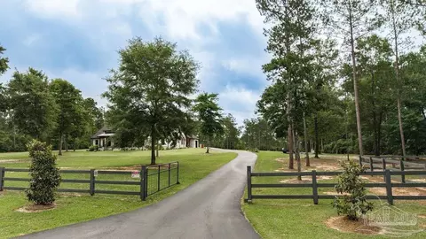 Exterior - 7368 Buffalo Ridge Rd, Pace, FL 32571 photo 2 of 13