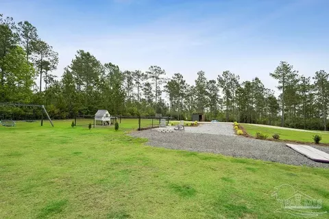 Exterior - 7368 Buffalo Ridge Rd, Pace, FL 32571 photo 6 of 13