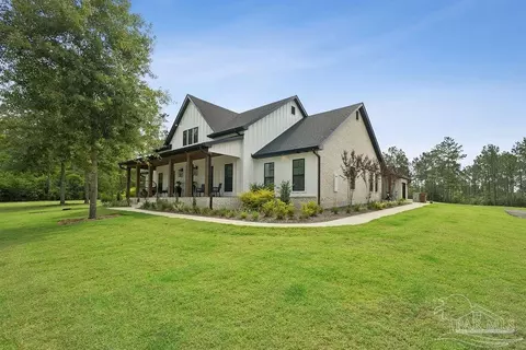 Exterior - 7368 Buffalo Ridge Rd, Pace, FL 32571 photo 10 of 13