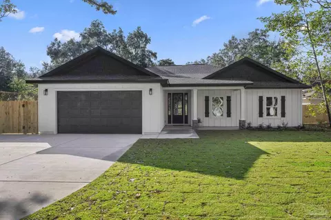 1780 Briza Del Mar Dr, Navarre, FL 32566