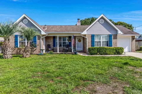 4031 Lochmoor Dr, Pensacola, FL 32506