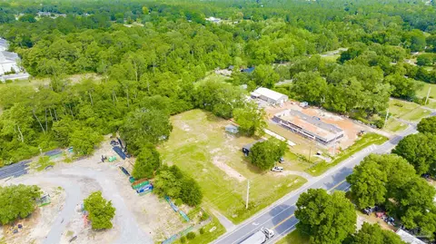 9551 Pine Cone Dr, Cantonment, FL 32533 photo 2