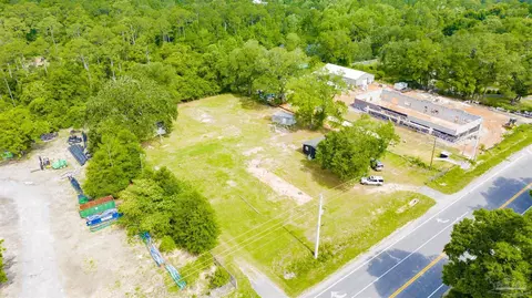 9551 Pine Cone Dr, Cantonment, FL 32533