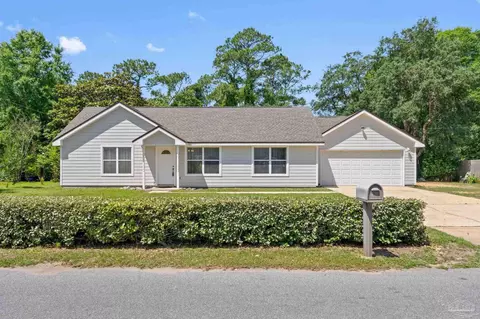 1929 Williams Creek Dr, Navarre, FL 32566