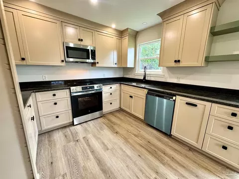 Kitchen - 424 Front St, Century, FL 32535 photo 4 of 6