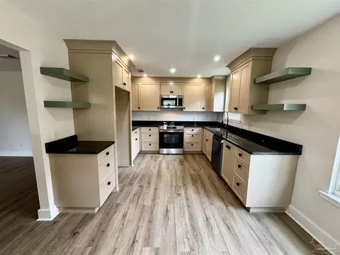 Kitchen - 424 Front St, Century, FL 32535 photo 2 of 6