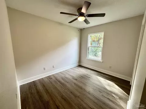 Bedroom - 424 Front St, Century, FL 32535 photo 4 of 11