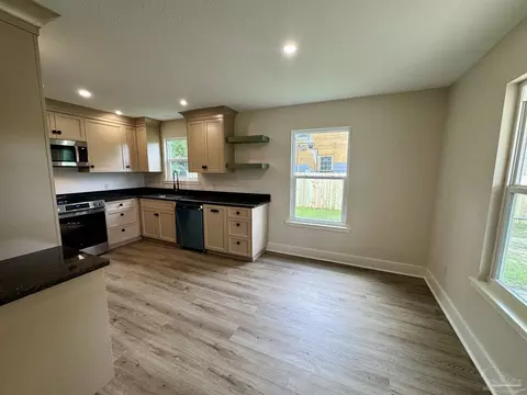 Kitchen - 424 Front St, Century, FL 32535 photo 1 of 6