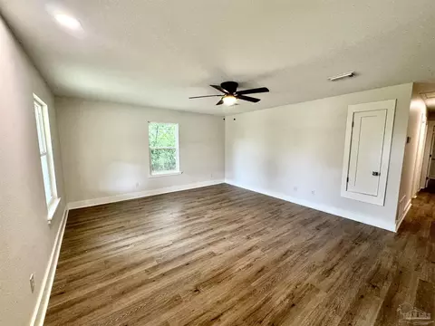 Living - 424 Front St, Century, FL 32535 photo 5 of 5