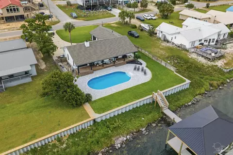13905 Canal Dr, Pensacola, FL 32507