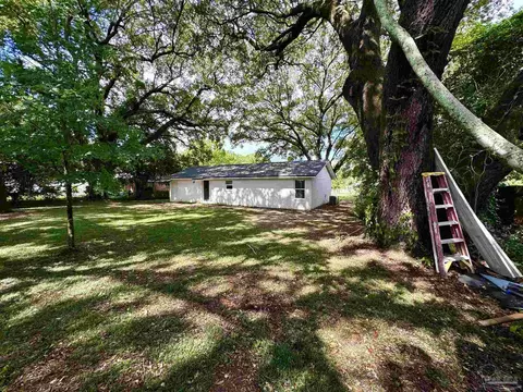 Exterior - 4700 Dean Dr, Pace, FL 32571 photo 11 of 11