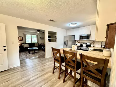 Kitchen - 4700 Dean Dr, Pace, FL 32571 photo 1 of 9