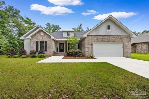 1963 Nature Ln, Pensacola, FL 32526