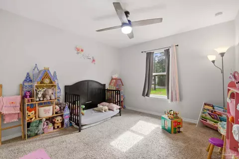 Bedroom - 5284 Godfrey St, Crestview, FL 32539 photo 1 of 5
