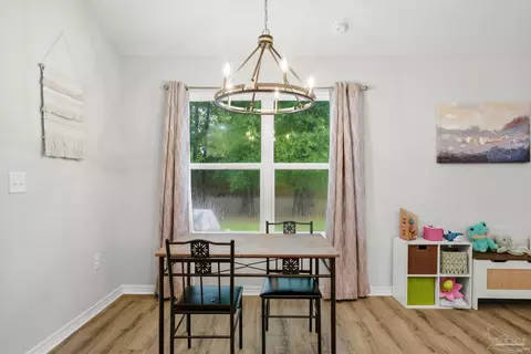 Dining - 5284 Godfrey St, Crestview, FL 32539 photo 1 of 1