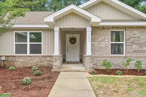 Exterior - 5284 Godfrey St, Crestview, FL 32539 photo 3 of 6