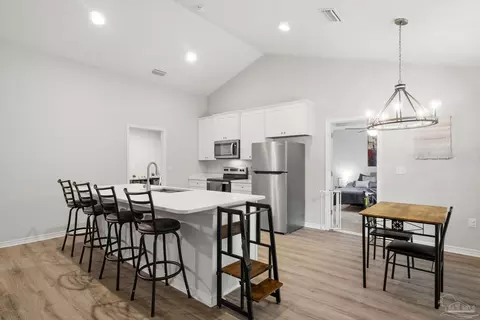 Kitchen - 5284 Godfrey St, Crestview, FL 32539 photo 2 of 3