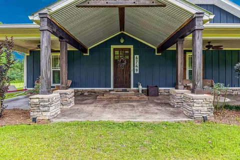 Exterior - 6749 Oser Rd, Milton, FL 32570 photo 7 of 25