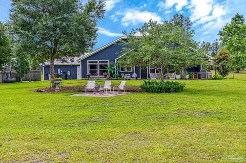 Exterior - 6749 Oser Rd, Milton, FL 32570 photo 5 of 25