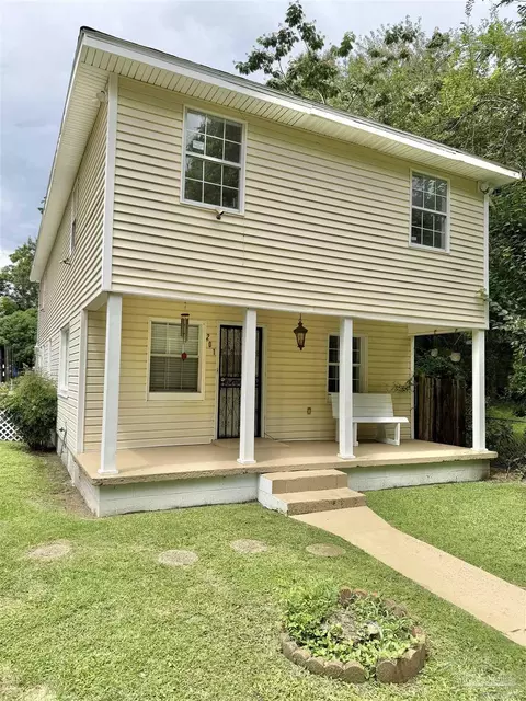 201 Mcglasker St, Atmore, AL 36502