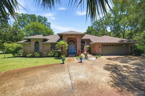 5219 Pale Moon Dr, Pensacola, FL 32507