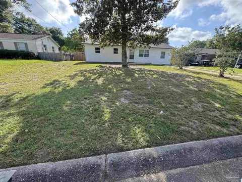 7328 Sachem Rd, Pensacola, FL 32506