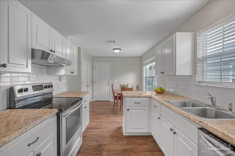 Kitchen - 610 Hanley Downs Dr, Cantonment, FL 32533 photo 1 of 3