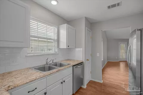 Entry Way - 610 Hanley Downs Dr, Cantonment, FL 32533 photo 2 of 3